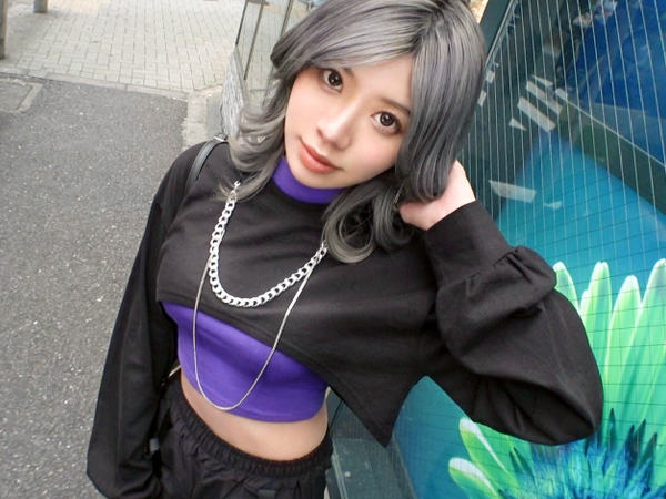 【ギャルとナマSEX】 銀髪ギャルのエロすぎボディを堪能！ 激しく突かれてイキまくる♡ 発情ギャルの淫らな姿に興奮必至！