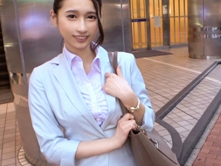【即ハメOLナンパ】街行く美脚お姉さんをゲット！仕事帰りのスーツ姿から一転、美ボディを揺らしてチ○ポに喘ぐ姿がエロすぎる！！