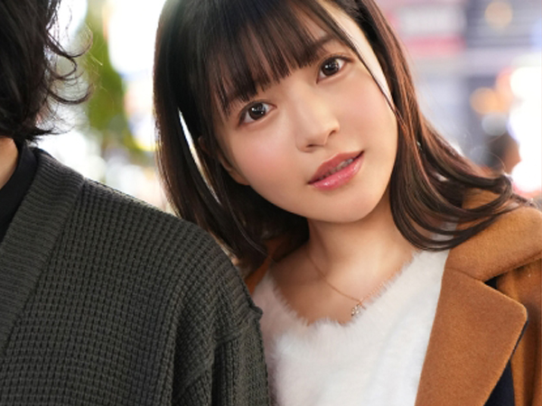 【彼氏の目の前で…】『やだ…見ないで…』神スタイルの彼女が彼氏の目前で他人棒に犯される！笑顔がイキ顔に変わる瞬間が最高にエロい！彼氏の嫉妬と彼女の快楽が交錯する禁断の寝取り劇！