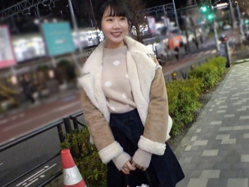 【控えめ美乳女子】そそるサイズ感のおっぱいがたまらない！敏感なマンコを激しくピストンされ、奥まで突き上げられてイキまくる！小さめおっぱいが揺れる姿と、感じまくる表情が最高にエロい！