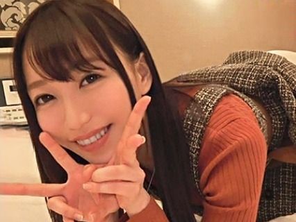 【上京OLの初体験】『初めてで…感じるの…♡』新卒ピチピチOLが、スパンキング＆電マ責めで敏感ボディを開発！バック＆正常位で激ピストンされ、絶頂迎える瞬間は必見！