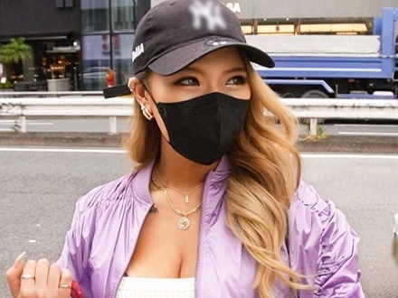 【ギャルJDの過激体験】『ヤバい…気持ち良すぎる…』デカチンに翻弄される女子大生！手マンでビショ濡れ潮吹き、マングリ返しで激ピストン！！痙攣イキする姿がエロすぎる♡
