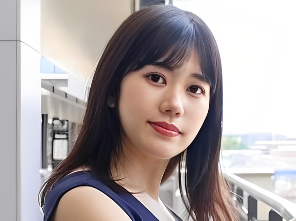 【三十路エロ人妻の淫乱騎乗位】『まだまだ足りない…』若々しいボディを揺らし、チンポに跨る人妻！突き上げピストンで快感に溺れ、淫らに腰を振る姿は必見！三十路とは思えないエロさで、男を骨抜きにする！♡