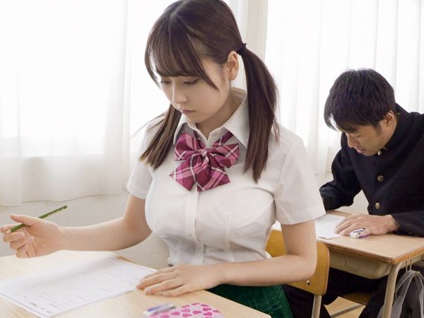 【禁断の種付け】『ダメ…いっぱい出ちゃう…』Gカップ巨乳のクラスマドンナが、初めての連続乱交に挑戦！敏感なカラダを男たちに囲まれ、膣内で熱いザーメンをたっぷり受け止めちゃう！！