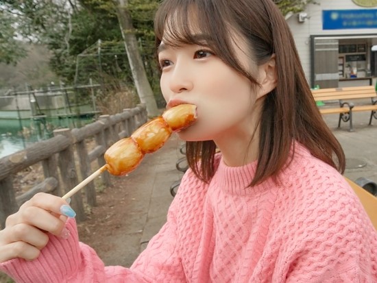 【コスプレJDの恥辱撮影会】『やだ…見ないで…』華奢な女子大生レイヤーが、カメラおやじに剛毛マ●コを晒され、デカチンで無理やり犯される！嫌がる顔が逆にエロい…コスプレ姿で泣き顔セックス！