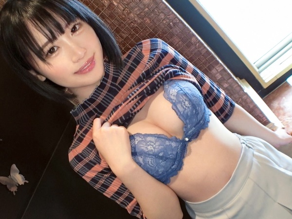 【激カワ素人美少女】『入らないよ…』超キツマン娘が指一本で愛液ダダ漏れ！狭すぎるマンコがトロトロに濡れて大洪水♡ウブな反応が最高！